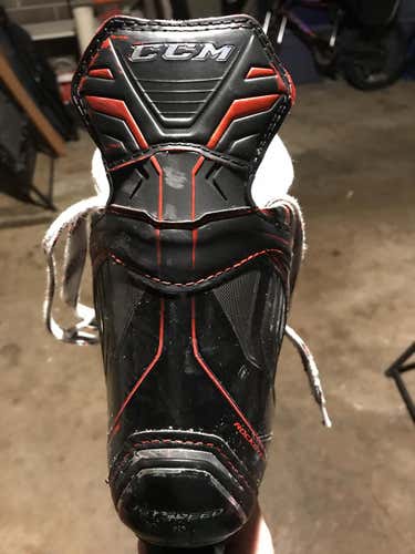 CCM JetSpeed 300 Skates Size 6.5