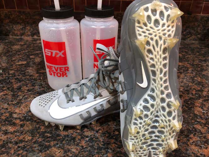 Nike Alpha Huarache 6 Elite Cleats