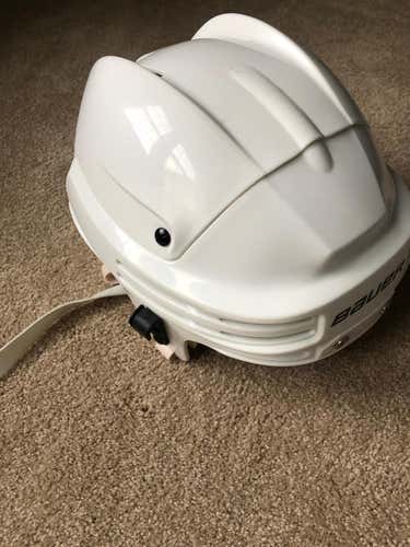 Bauer 4500 White, Large W/ Slight Use