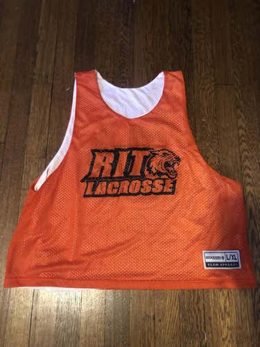 RIT men's lacrosse practice pinnie