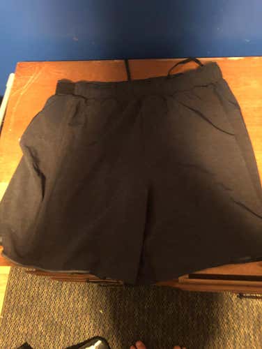 Lululemon Surge Shorts Size M