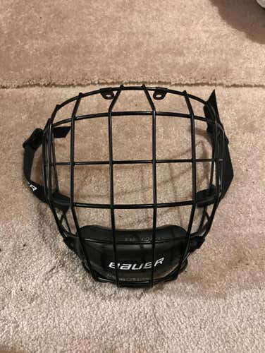 Bauer Profile II Cage Large
