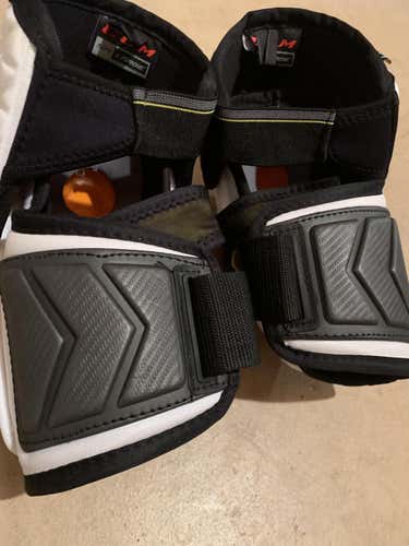 CCM Ultra Tacks Pro Elbow Pads Senior Pro Stock L used