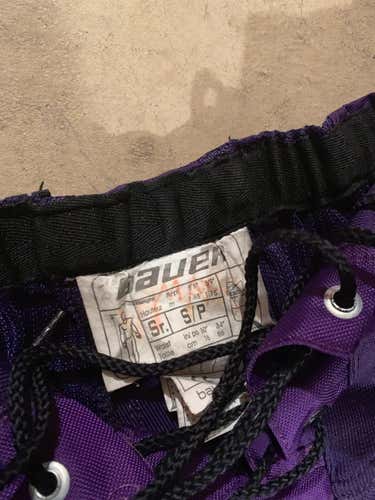 Bauer AAA Kings Shells Senior Small