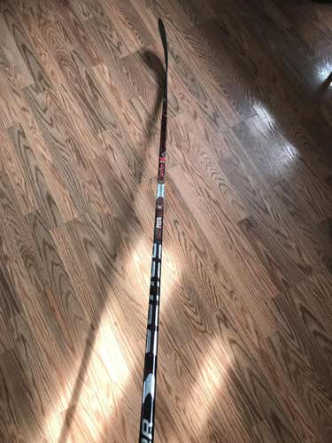 Bauer RH ADV stick dressed as 1X Lite 87 flex