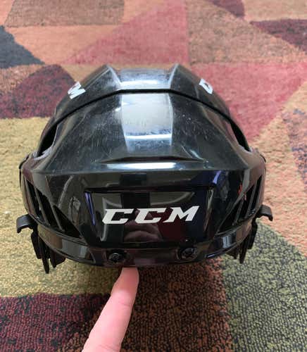 Lightly Used CCM FL40 Black Size Medium