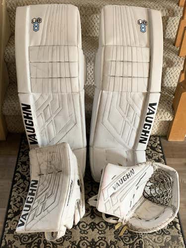 Vaughn Ve8 Pro Carbon Goalie Equipment (Full Set) Regular Senior