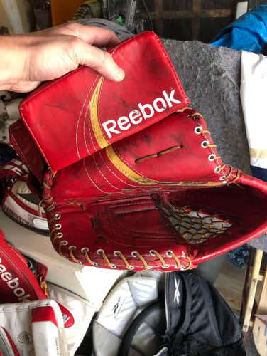 Reebok 7k Pro Glove And Blocker Red And Gold