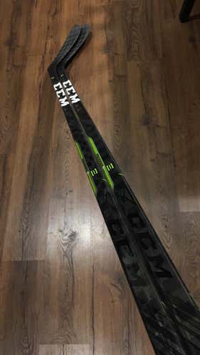 2 pack - CCM Trigger 3D RH 70 flex P28