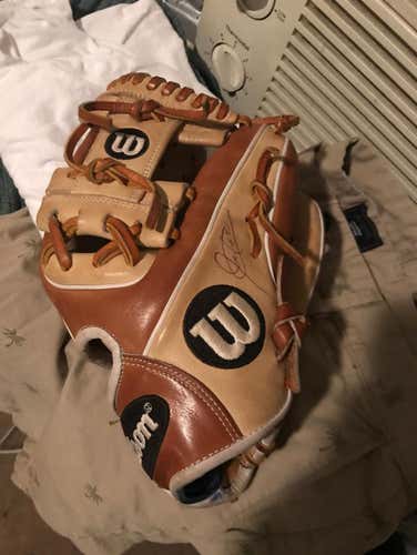 Great Used Glove Only Played Catch A Few Times