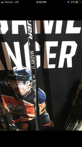 Bauer 1X Prostock Stick Minnesota State