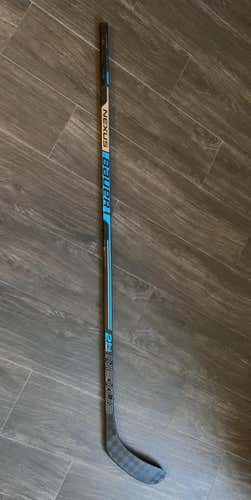 Bauer Nexus 2N Pro Stick/ P28 / Senior / Right / 77 Flex