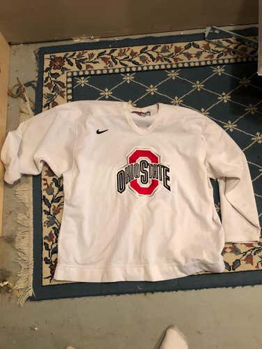 White ohio state jersey. XL