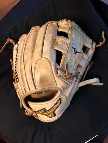 Mizuno PRO INFIELDERS GLOVE,  Let’s Make A Deal