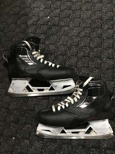 True VH Custom 2Piece Goalie Skates Senior Pro Stock Size 9