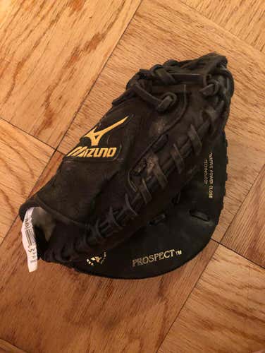 Mizuno Prospect GXC112 Catcher’s Mitt RHT (31.5”)