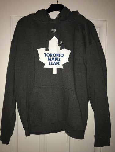 Toronto Maple Leafs Old Time Hockey Hoodie Size L