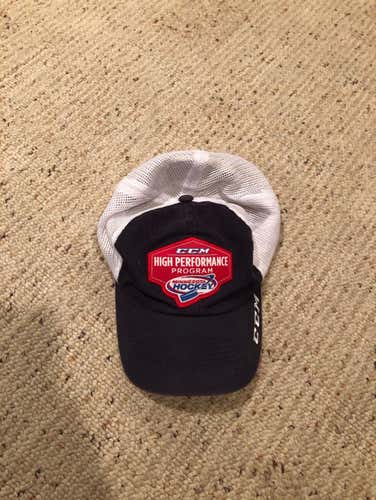 CCM Minnesota Hockey High Performance Hat