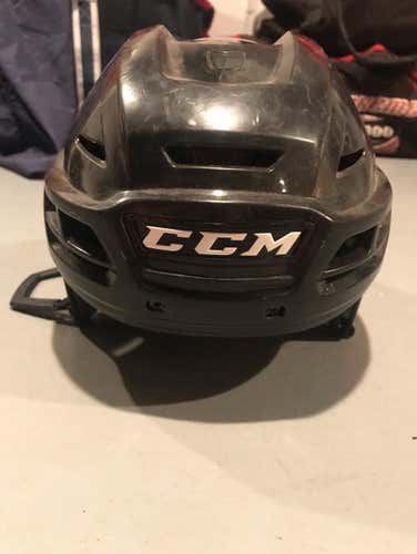 CCM Resistance Senior Helmet
