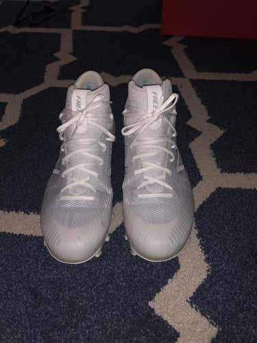 New Balance Freeze Cleats