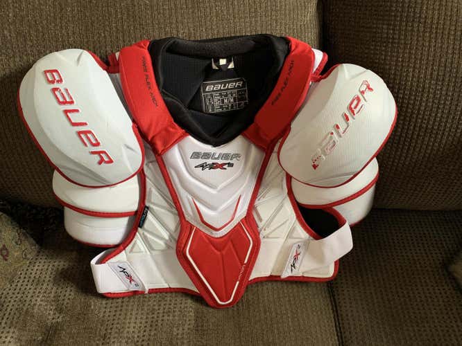 Bauer Vapor APX2 Shoulder Pads for sale!!!!