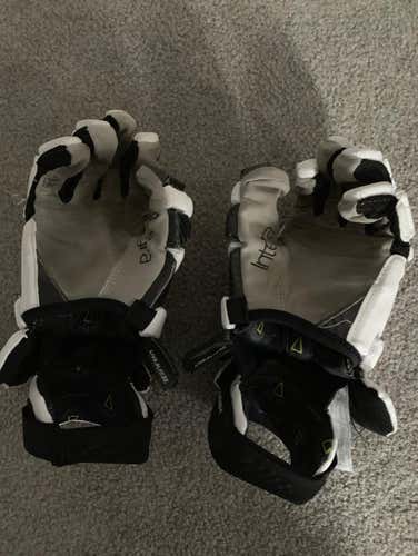 Epoch Integra Gloves