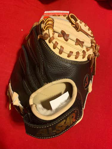 New With tags All Star “The Pocket” CM100TM Training mitt