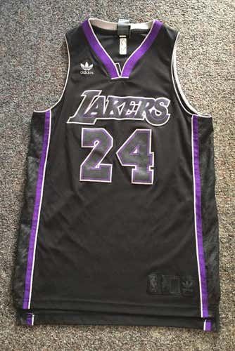 KOBE BRYANT Lakers Jersey