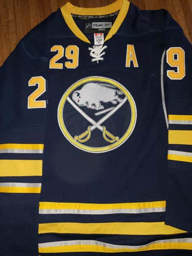 Buffalo Sabres Jason Pominville Reebok jersey