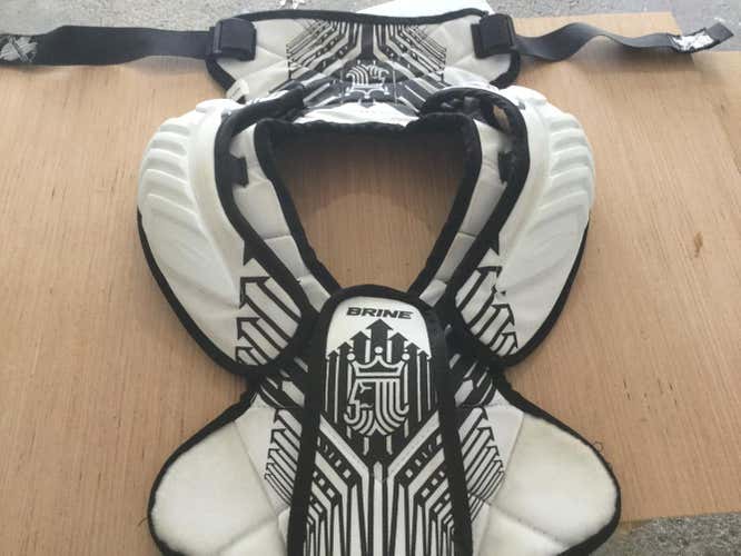 Brine King Shoulder Pads LSPUPR2-M