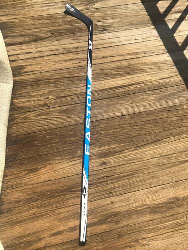 Easton Stealth S7 Intermediate Left-handed Grip Hockey Stick