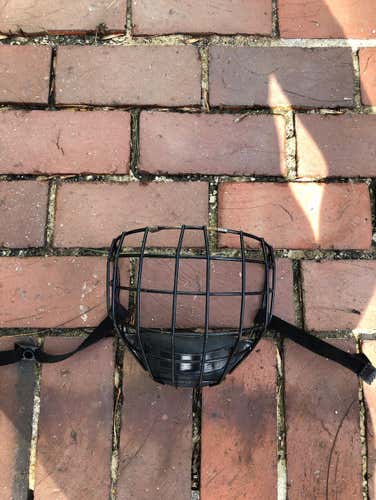 CCM BLACK SENIOR SMALL CAGE
