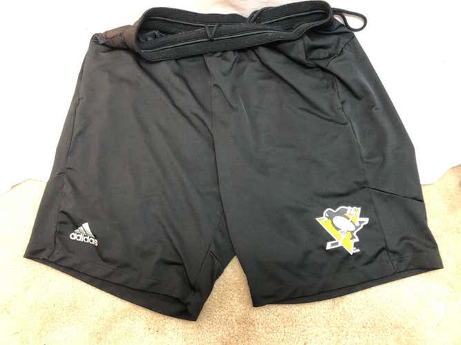 Pittsburgh Penguins Organization Team Issues Work Out Shorts