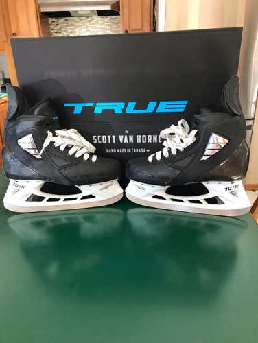 True Skates Size 7