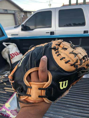 Wilson A2000 Catchers Mitt