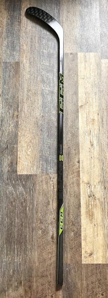 CCM RibCor Reckoner Right Handed Stick, Vey, 75-85 Flex, Tacks Blade, Mid Senior