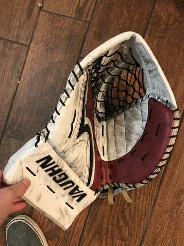 Vaughn Pro V Elite Pro Carbon Goalie Glove & Blocker Regular Pro Stock