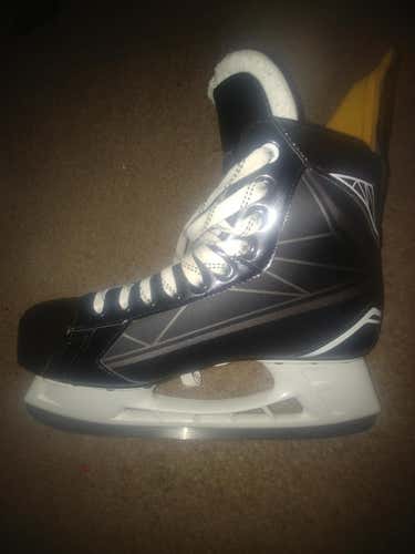 New Bauer Supreme 150 Skates Senior Size 10