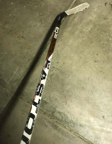 Easton EQ30 RH Hockey Stick