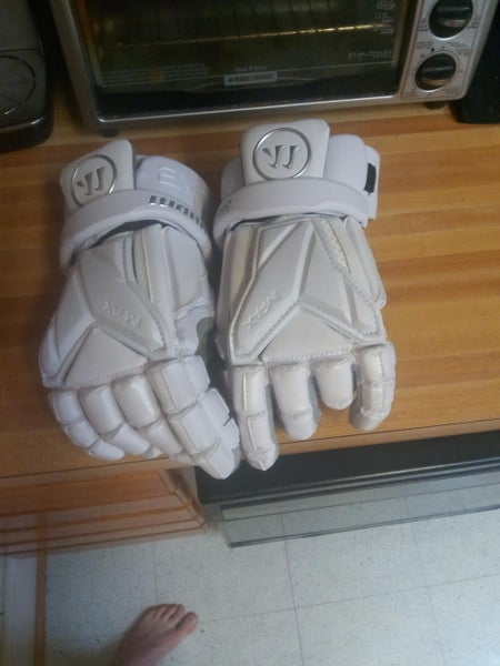 New Warrior Evo Pro Gloves