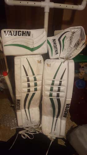 Vaughn Velocity V6/V7 pro Goalie Equipment (Full Set) Regular Senior Pro Stock