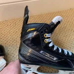 Bauer Supreme 160 Skates Youth Size 13.5