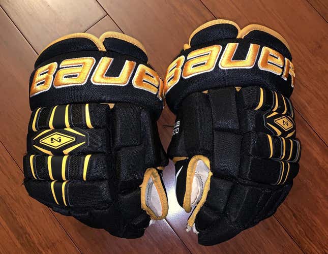 Bauer Nexus 800 Black And Gold