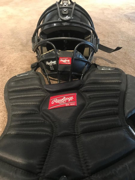 Rawlings Youth Catcher Helmet And Chest Protection