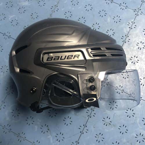 Silver Bauer 7500 Medium Helmet w/ Oakley Small Straight Visor - Open To Offers