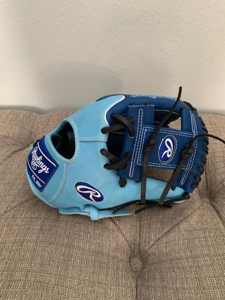 Rawlings Heart of the Hide/ would trade for catchers mitt will throw in markakis game used bat
