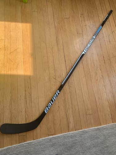 NEW Bauer Nexus N2900 P92 77 Flex Right Handed