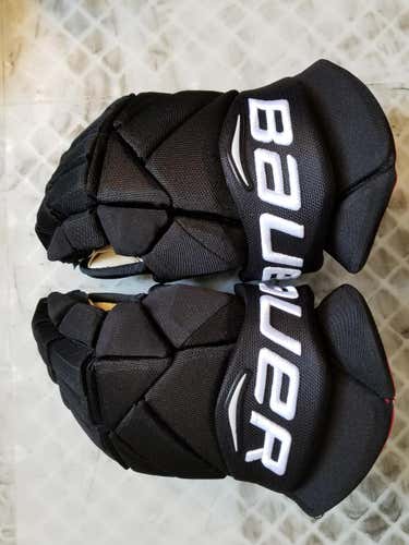 New Bauer Vapor 1X Pro Gloves Senior Pro Stock