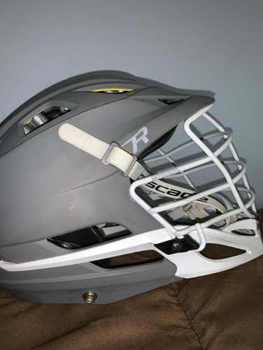 Cascade R Pretty Good Contrition, Matte Gray, Pearl White Face Mask