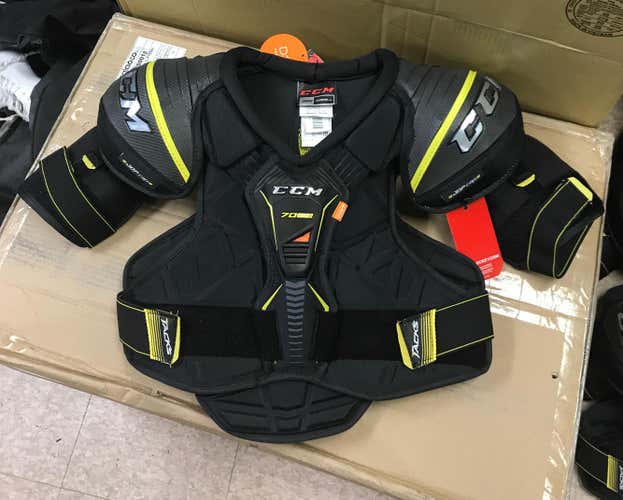 New CCM Tacks 7092 Sr Shoulder Pads